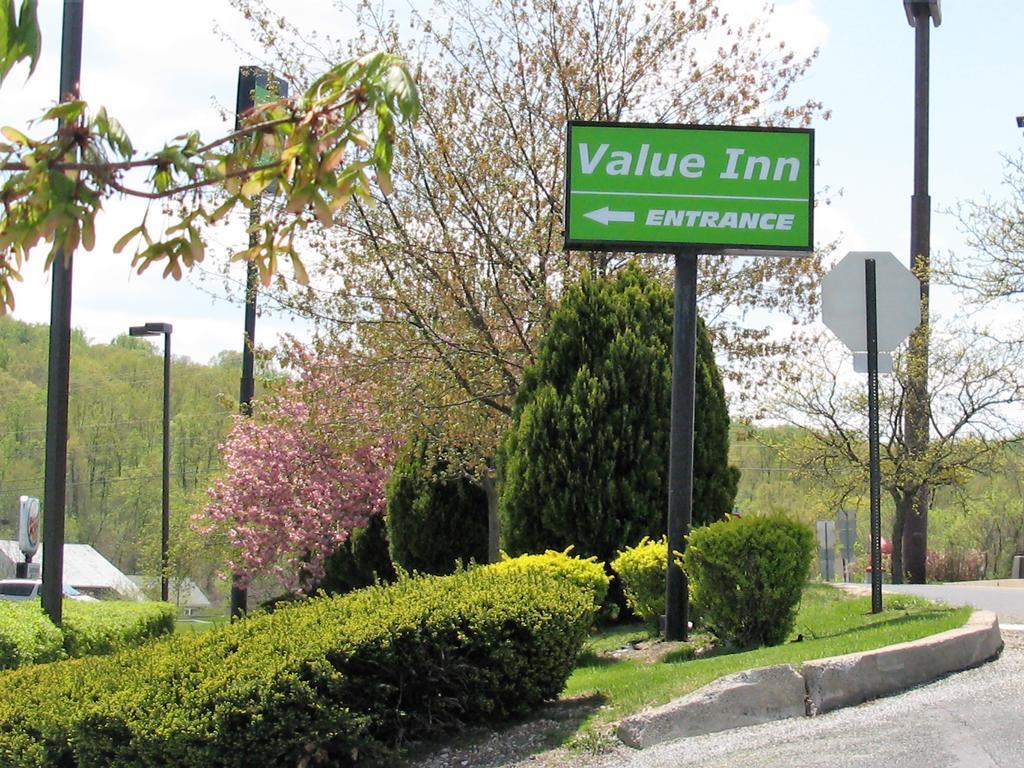 Value Inn Harrisburg-York Valley Green Buitenkant foto