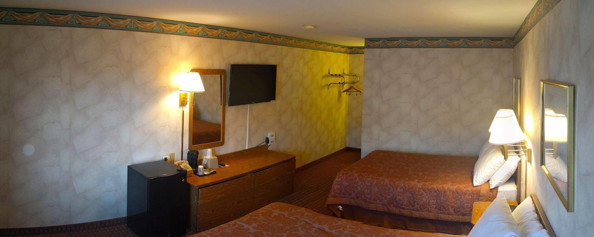 Value Inn Harrisburg-York Valley Green Buitenkant foto